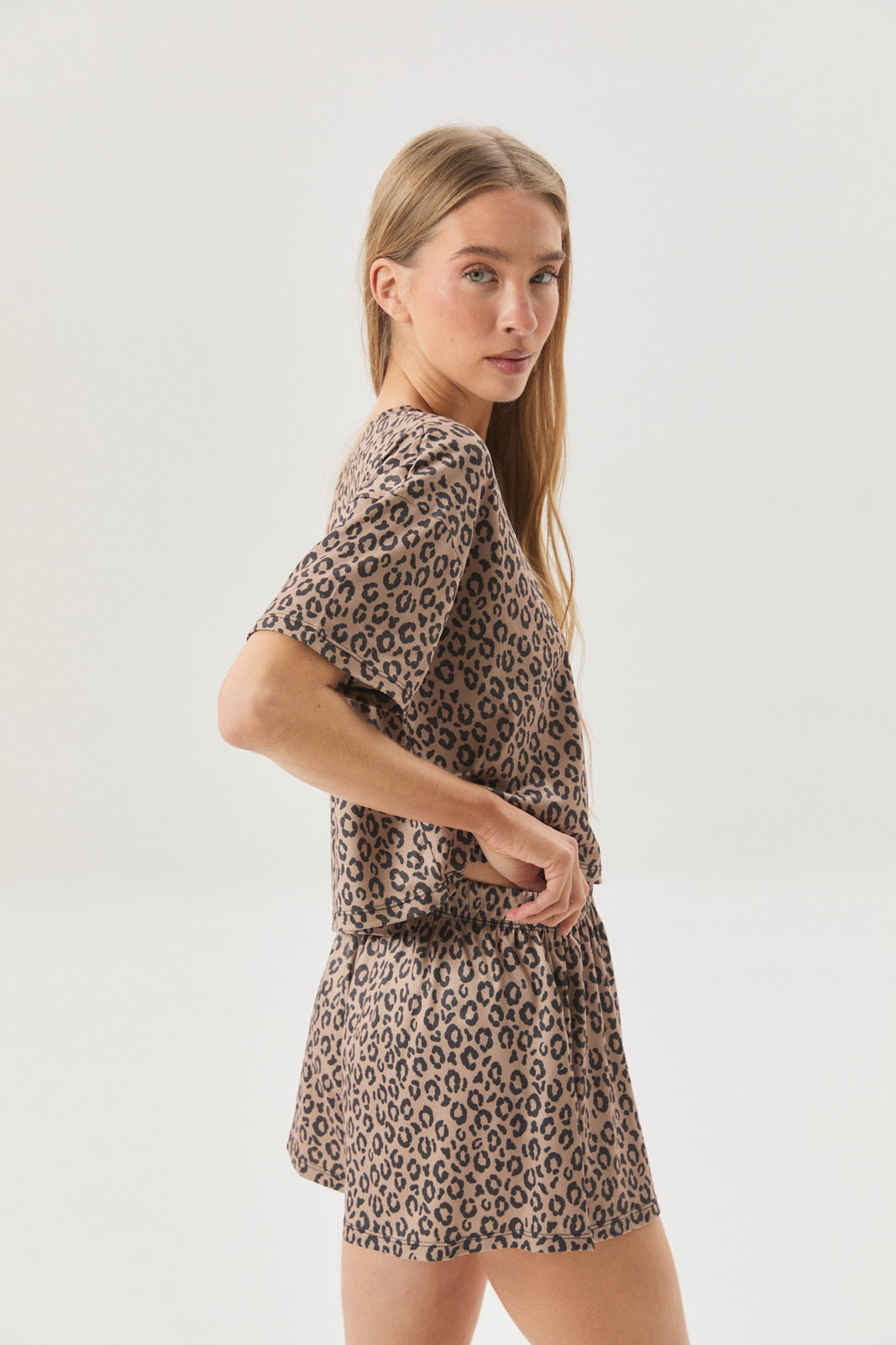 CONJUNTO  GAGA CORA LIGHT