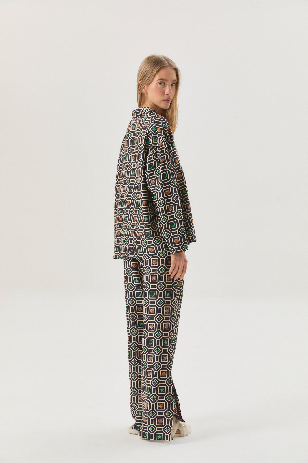 CONJUNTO OLIVE BOREAL GREEN